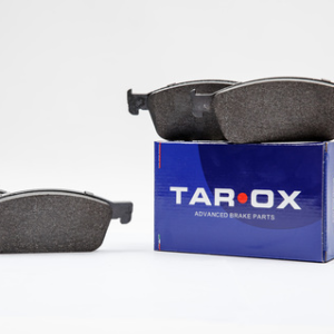 Tarox®* Komplet sprednjih zavornih ploščic Ford Performance Strada 122 (hitra cesta)